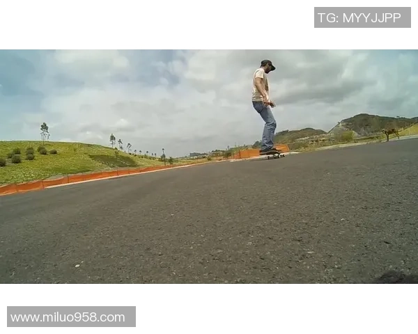 滑板新手必看：从零基础到高手的全面入门攻略与技巧分享